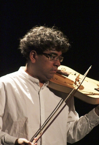 Música contemporánea El naufragio del humanoide