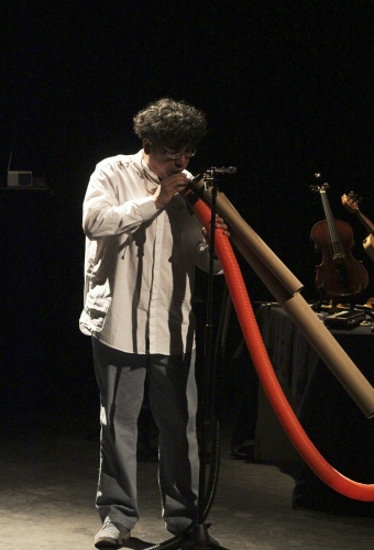 Música contemporánea El naufragio del humanoide