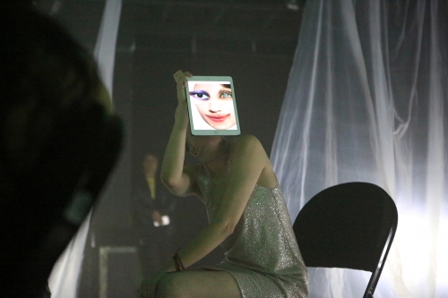 Teatro y voz experimental Mis humores, estudio poético sobre la enfermedad