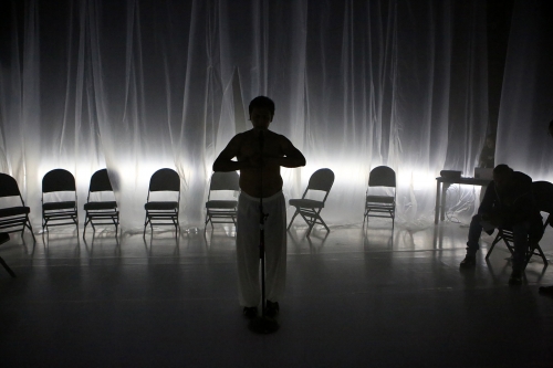 Teatro y voz experimental Mis humores, estudio poético sobre la enfermedad