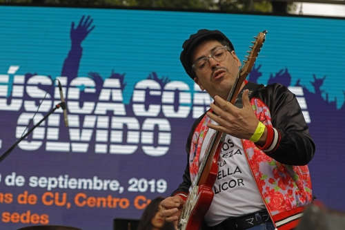 Los Ezquizitos